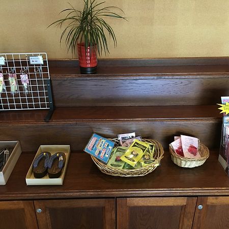 Fukuyama Rose Garden Hotel Экстерьер фото