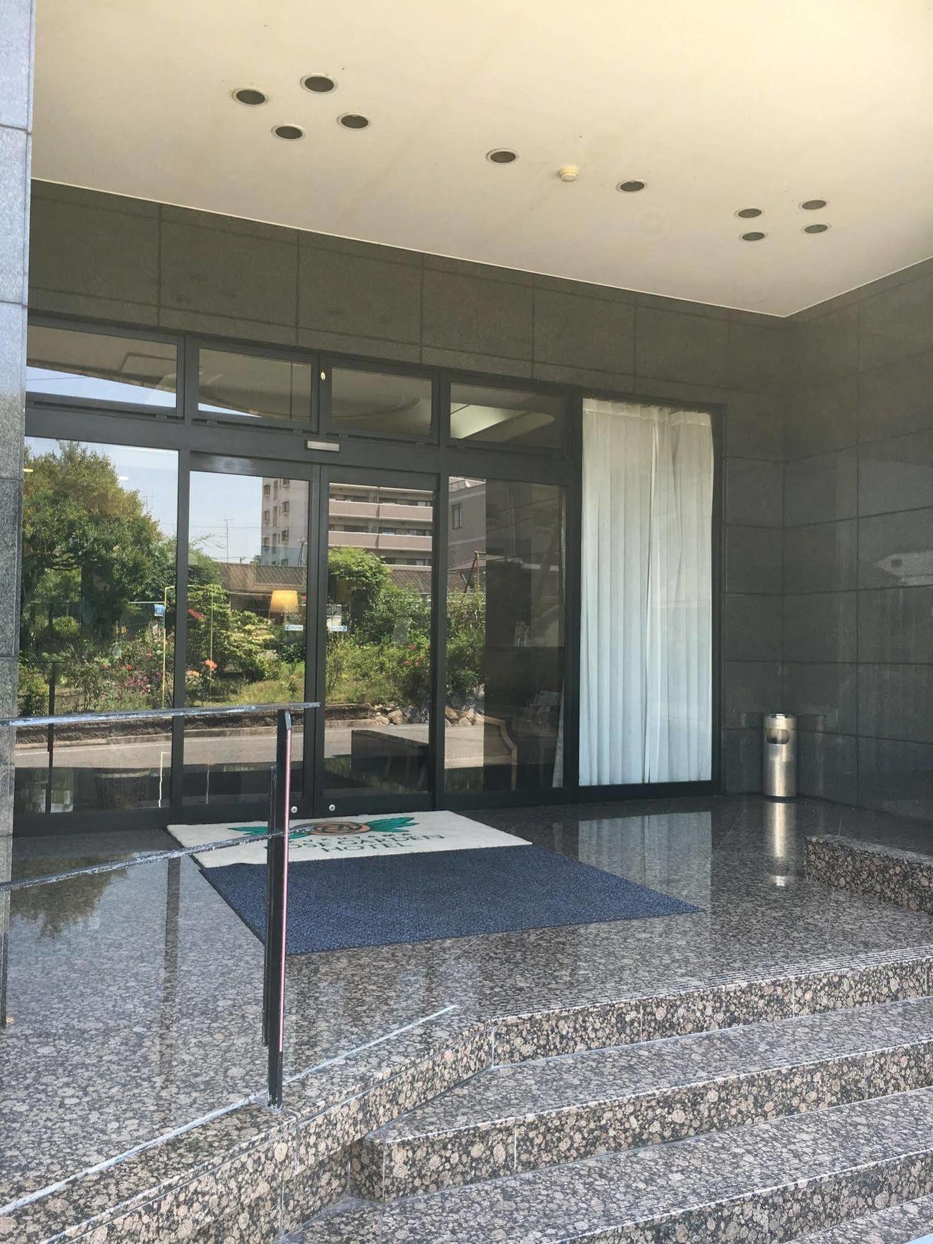 Fukuyama Rose Garden Hotel Экстерьер фото