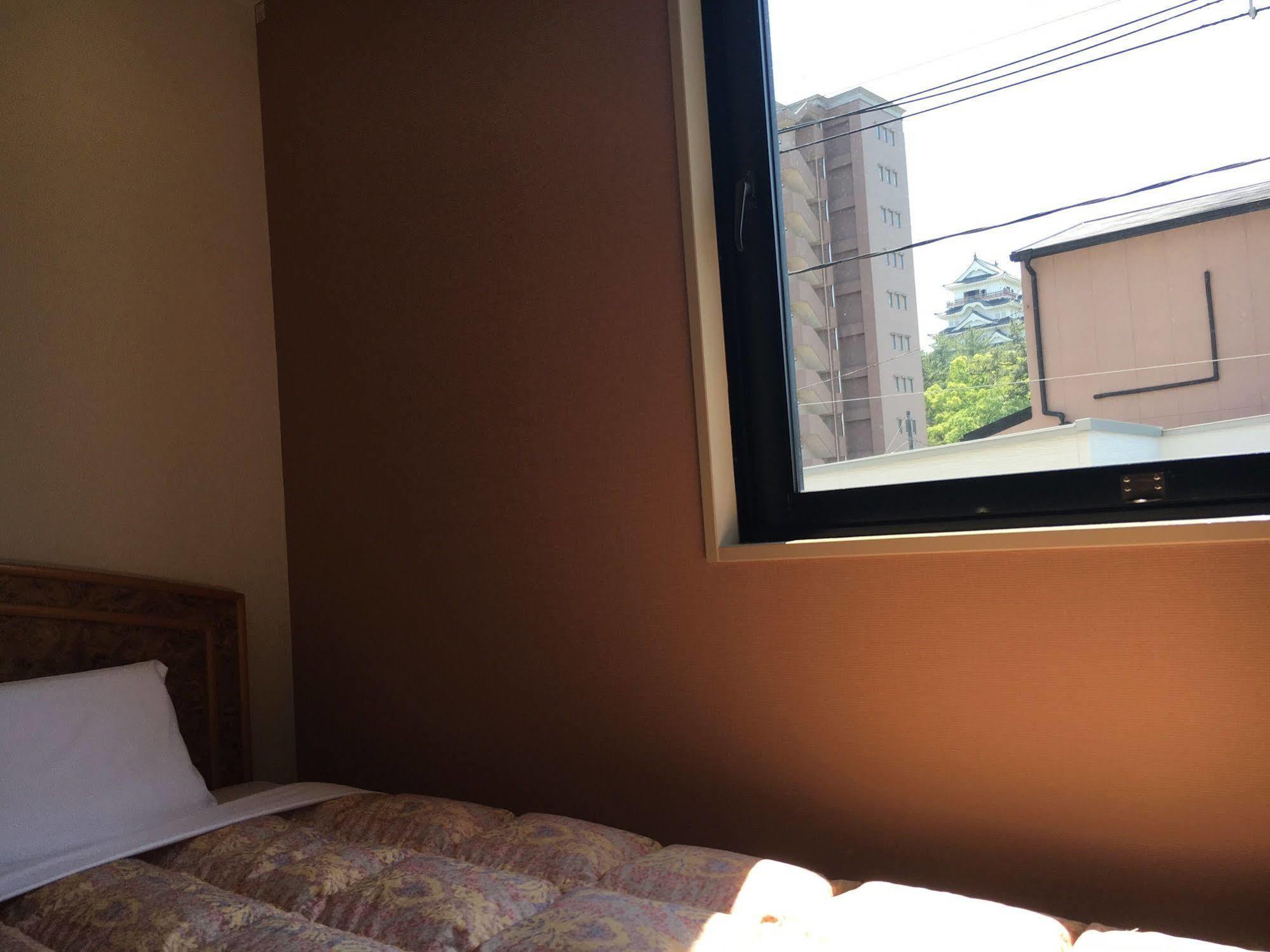 Fukuyama Rose Garden Hotel Экстерьер фото