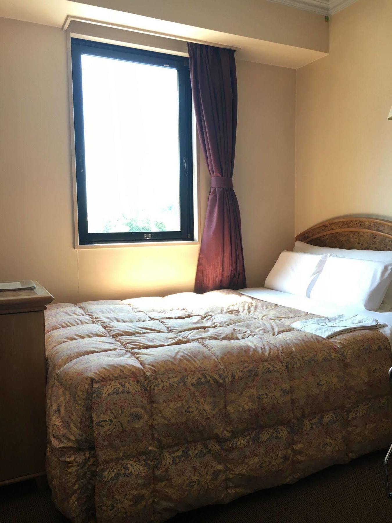 Fukuyama Rose Garden Hotel Экстерьер фото